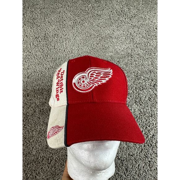 VINTAGE Detroit Red Wings Hat Mens OSFA Red White Strap Back Twins Enterprise - Picture 1 of 10